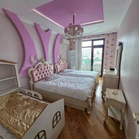In Baku 150.0 m² apartment is for rent - Image 2
