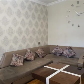 In Baku 70.0 m² apartment is for rent - Image 3