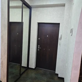 In Baku 117.0 m² apartment is for sale - Image 10