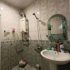 In Baku 59.0 m² apartment is for sale - Image 2
