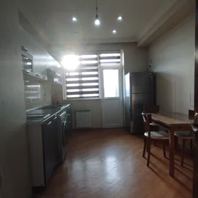 In Baku 90.0 m² apartment is for rent - Image 5