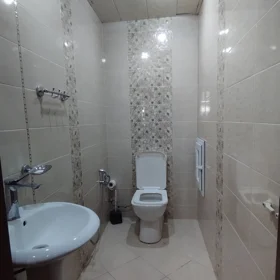 In Baku 90.0 m² apartment is for rent - Image 6