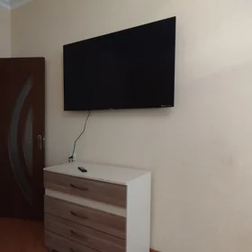 In Baku 90.0 m² apartment is for rent - Image 9