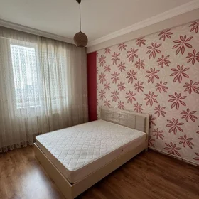 In Baku 93.0 m² apartment is for sale - Image 3