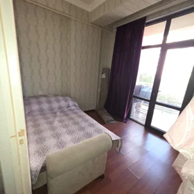 In Baku 60.0 m² apartment is for rent - Image 3