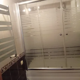 In Baku 100.0 m² apartment is for sale - Image 8