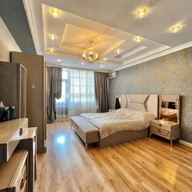 In Baku 280.0 m² apartment is for sale - Image 5