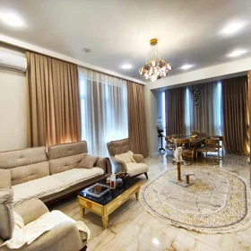 In Baku 130.0 m² apartment is for sale - Image 4