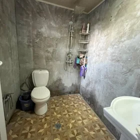 In Baku 100.0 m² house with 2.0 rooms is for rent - Image 9