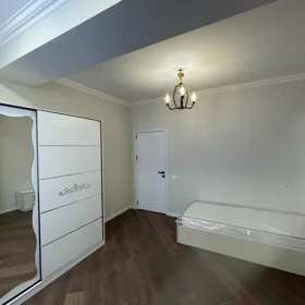 In Baku 105.0 m² apartment is for rent - Image 9