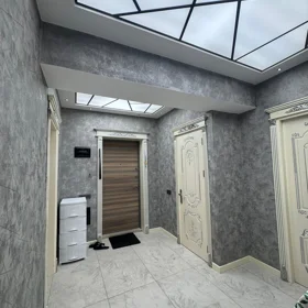 In Baku 90.0 m² apartment is for rent - Image 3