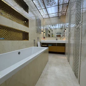 In Baku 90.0 m² apartment is for rent - Image 9