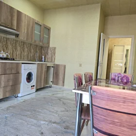 In Baku 100.0 m² apartment is for rent - Image 3