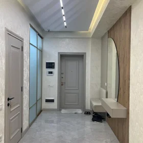 In Baku 145.0 m² apartment is for sale - Image 3
