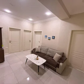 In Baku 90.0 m² apartment is for rent - Image 3