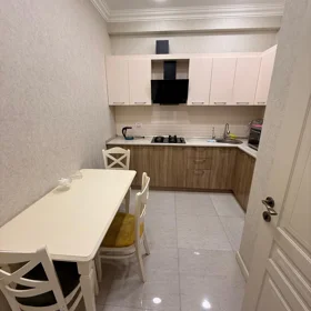 In Baku 90.0 m² apartment is for rent - Image 4