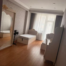 In Baku 90.0 m² apartment is for rent - Image 8