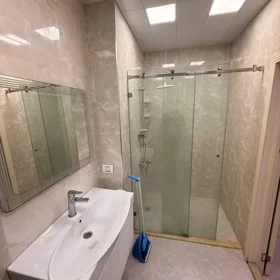 In Baku 90.0 m² apartment is for rent - Image 10