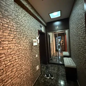 In Baku 150.0 m² apartment is for sale - Image 5
