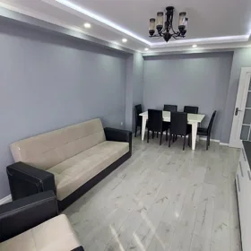 In Baku 160.0 m² apartment is for sale - Image 2