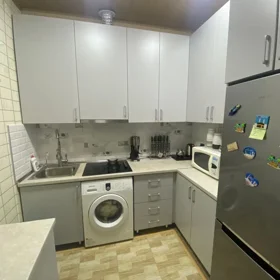 In Baku 160.0 m² apartment is for sale - Image 3