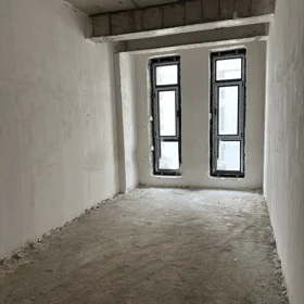 In Baku 114.0 m² apartment is for sale - Image 4