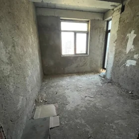 In Baku 68.0 m² apartment is for sale - Image 2