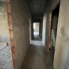 In Baku 68.0 m² apartment is for sale - Image 4