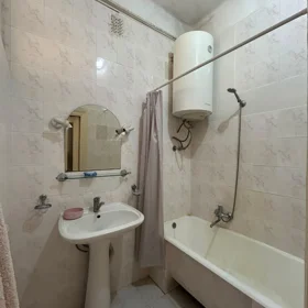 In Baku 60.0 m² apartment is for rent - Image 6