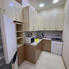 In Xətai rayonu 90.0 m² apartment is for rent - Image 3