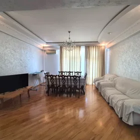 In Baku 98.0 m² apartment is for sale - Image 3