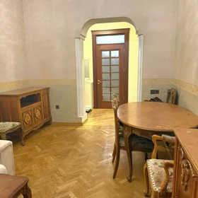 In Baku 80.0 m² apartment is for rent - Image 4