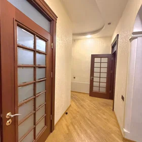 In Baku 80.0 m² apartment is for rent - Image 10