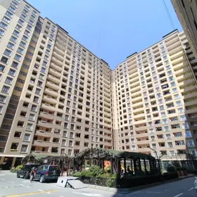 In Baku 105.0 m² apartment is for sale - Image 2