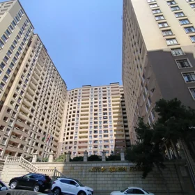 In Baku 105.0 m² apartment is for sale - Image 3