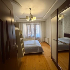 In Baku 65.0 m² apartment is for sale - Image 5
