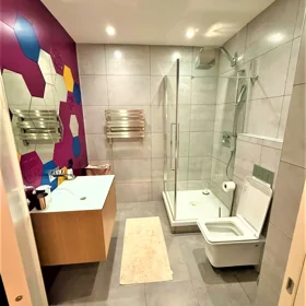 In Baku 160.0 m² apartment is for rent - Image 2