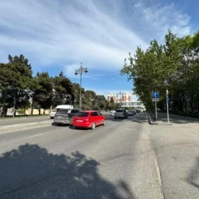 In Baku 1000.0 m² commercial is for rent - Image 3