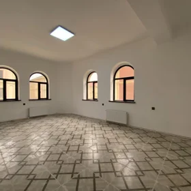 In Baku 1000.0 m² commercial is for rent - Image 8