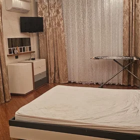 In Baku 140.0 m² apartment is for rent - Image 5