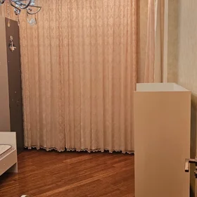 In Baku 140.0 m² apartment is for rent - Image 6