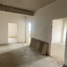 In Sumgayit 232.0 m² apartment is for sale - Image 4