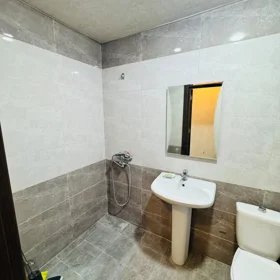 In Baku 60.0 m² apartment is for sale - Image 2
