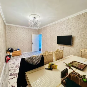 In Baku 80.0 m² apartment is for sale - Image 4