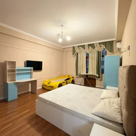 In Baku 102.0 m² apartment is for rent - Image 3