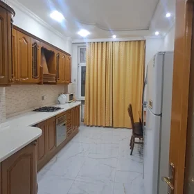 In Baku 160.0 m² apartment is for rent - Image 4