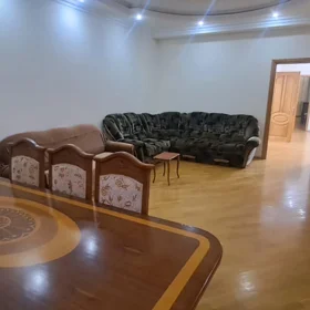 In Baku 160.0 m² apartment is for rent - Image 5