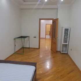 In Baku 160.0 m² apartment is for rent - Image 7