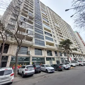 In Baku 143.0 m² apartment is for sale - Image 3