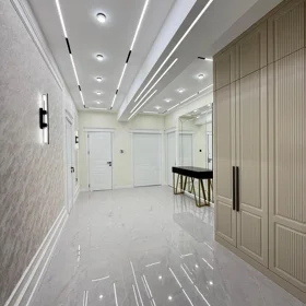 In Baku 143.0 m² apartment is for sale - Image 9